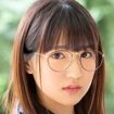 AV女優の河奈亜依