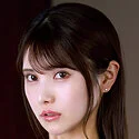 AV女優の花衣つばき